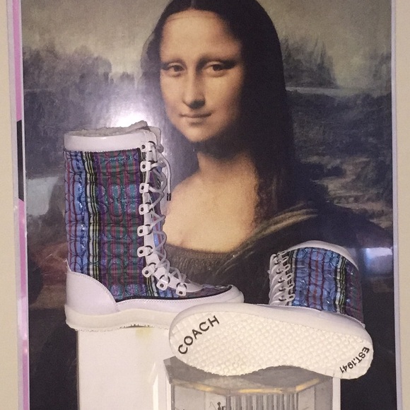 BRAND NEW COACH PEGGY SNOW BOOTS SIGNATURE  C S7.5 - Picture 3 of 3